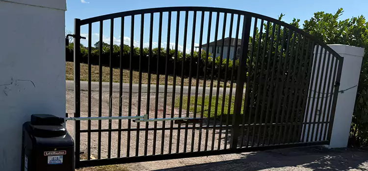 Driveway Fence Repair West Hollywood